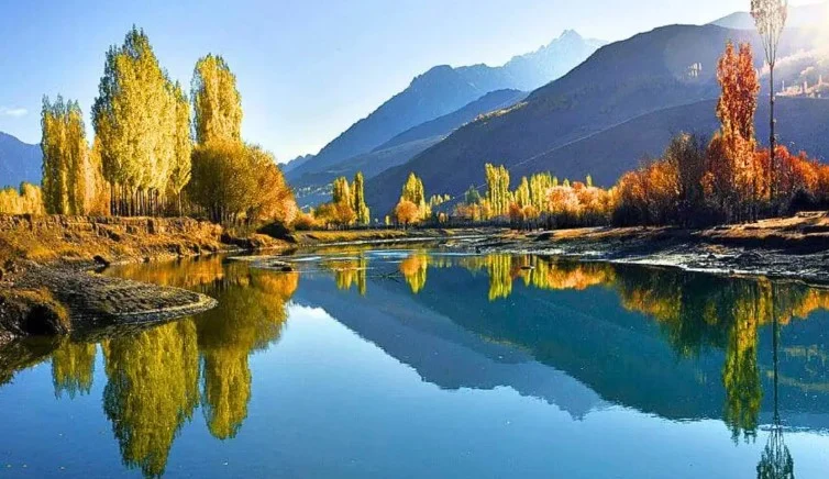 khalti lake ghizer valley